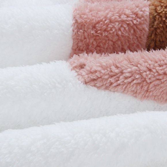 Colorblock Chevron Fuzzy Sweater - Picture 5 of 6